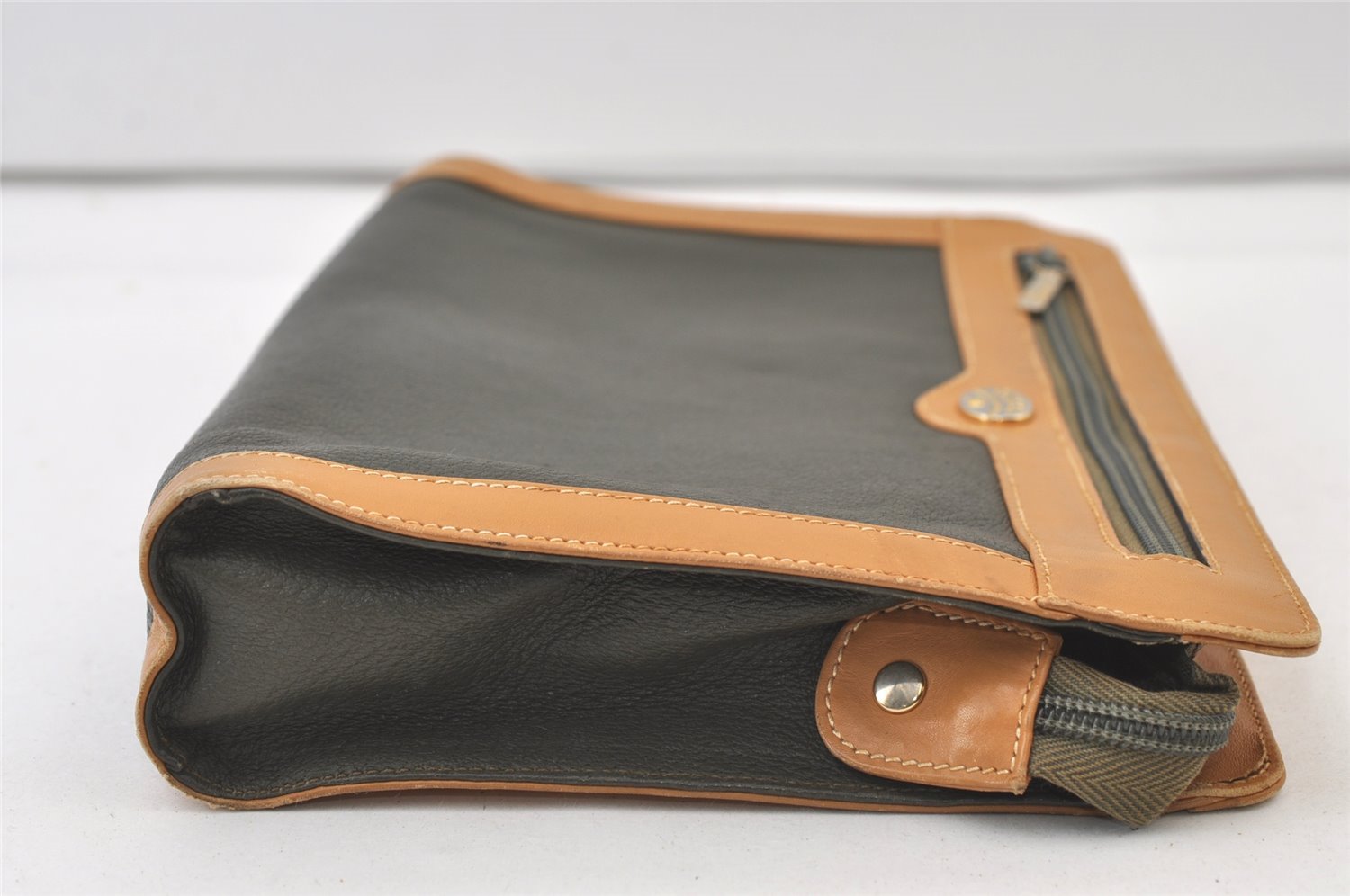 Authentic GUCCI Vintage Clutch Hand Bag Purse Leather Khaki Green Junk 9830J