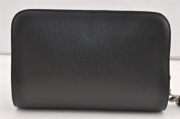 Authentic Louis Vuitton Taiga Baikal Clutch Bag Black M30182 LV 9831J