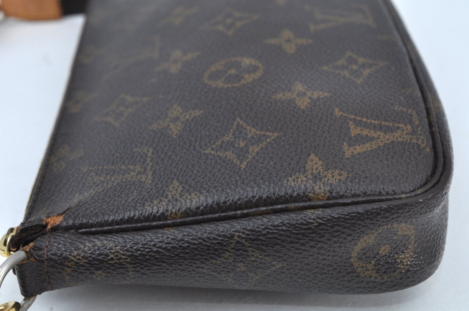 Authentic Louis Vuitton Monogram Pochette Accessoires Pouch M51980 LV 9834G