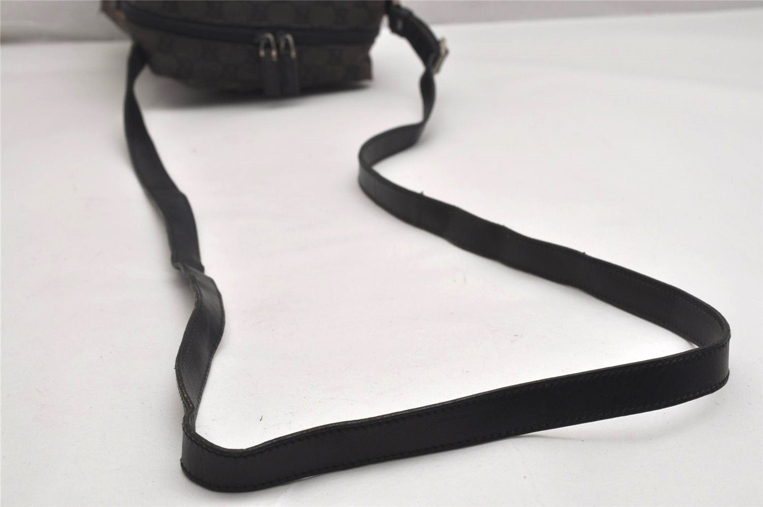 Authentic GUCCI Shoulder Cross Body Bag GG Canvas Leather 0181612 Black 9838J