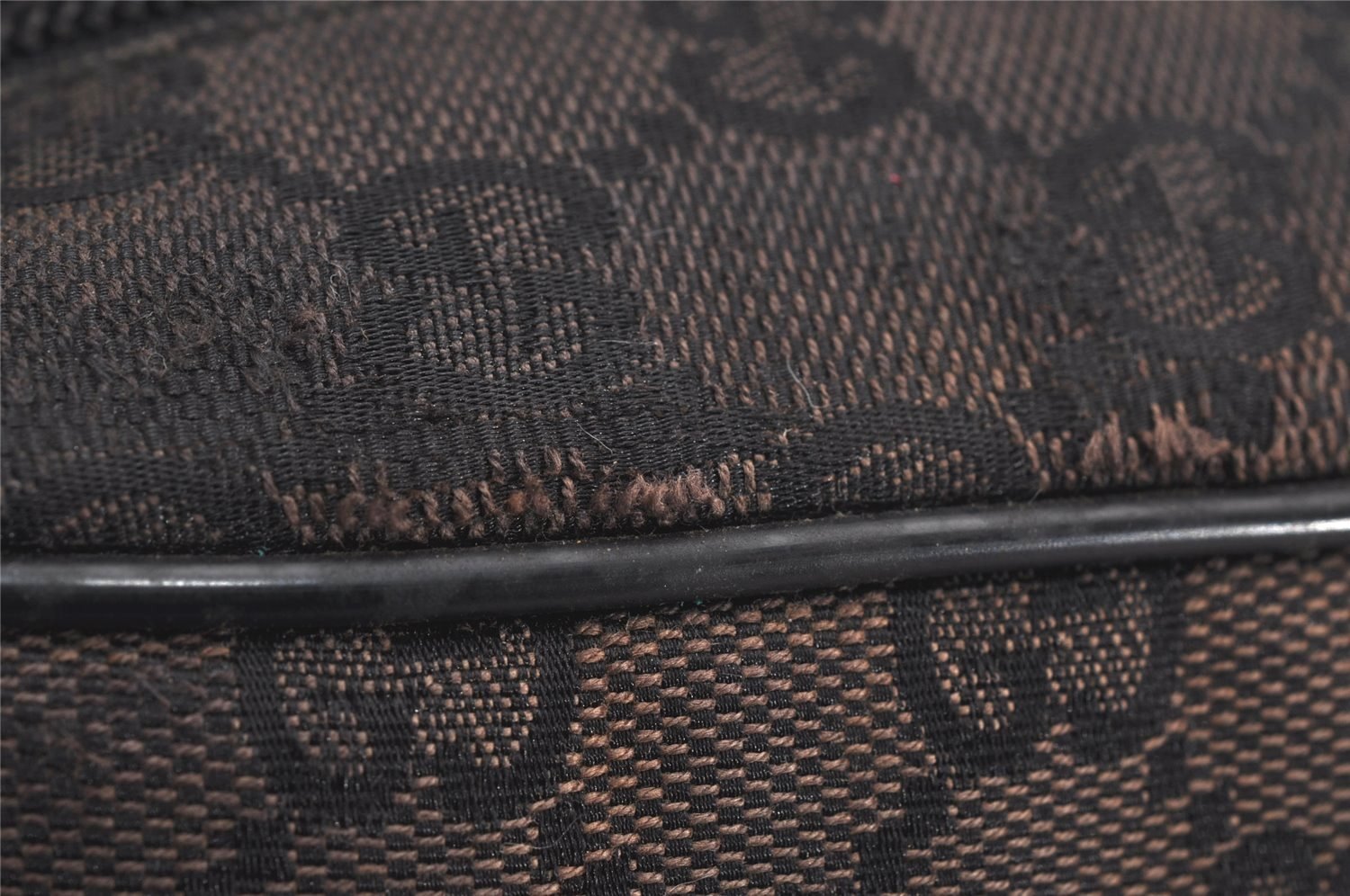 Authentic GUCCI Shoulder Cross Body Bag GG Canvas Leather 0181612 Black 9838J