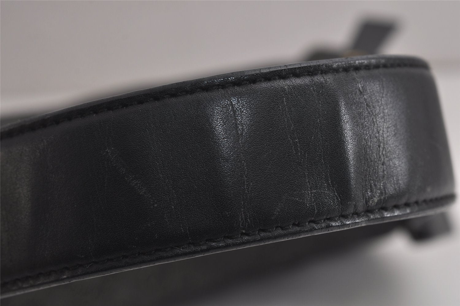 Authentic GUCCI Vintage Shoulder Bag Purse GG Canvas Leather 92697 Black 9839J