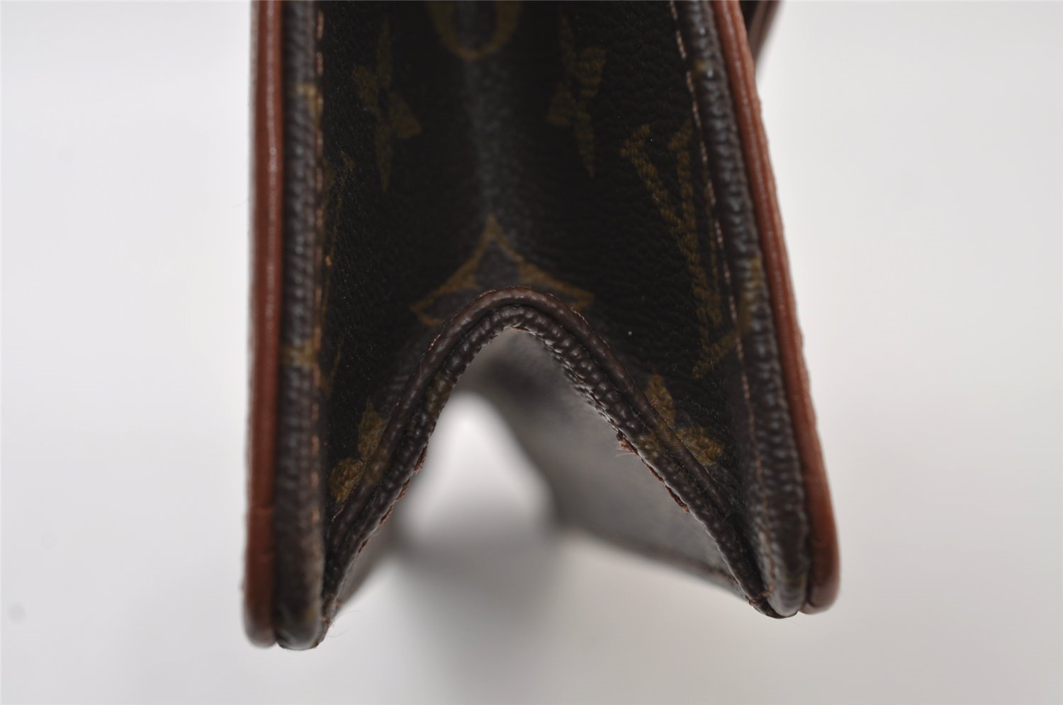 Auth Louis Vuitton Monogram Pochette Dame GM Clutch Hand Bag Old Model LV 9843I