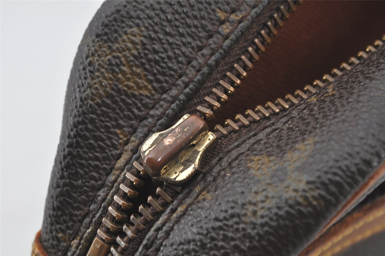 Authentic Louis Vuitton Monogram Compiegne 28 Clutch Hand Bag M51845 Junk 9844I