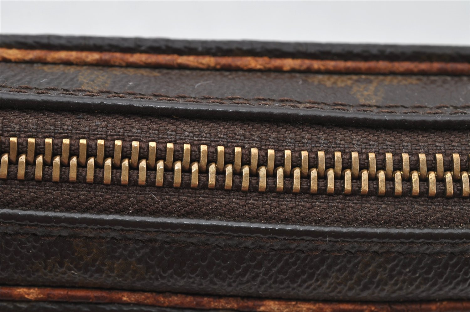 Authentic Louis Vuitton Monogram Marly Dragonne GM M51825 Clutch Hand Bag 9845I