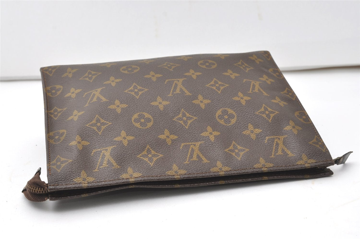 Auth Louis Vuitton Monogram Poche Toilette 26 Cosmetics Pouch Old Model LV 9849I