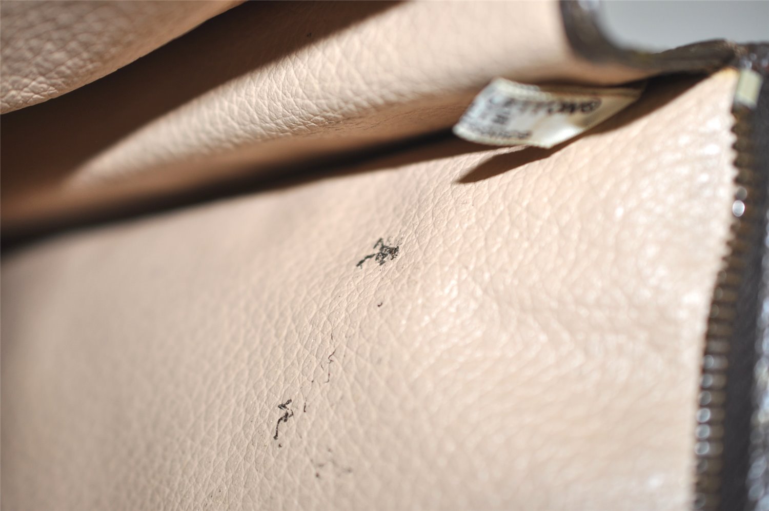 Auth Louis Vuitton Monogram Poche Toilette 26 Cosmetics Pouch Old Model LV 9849I