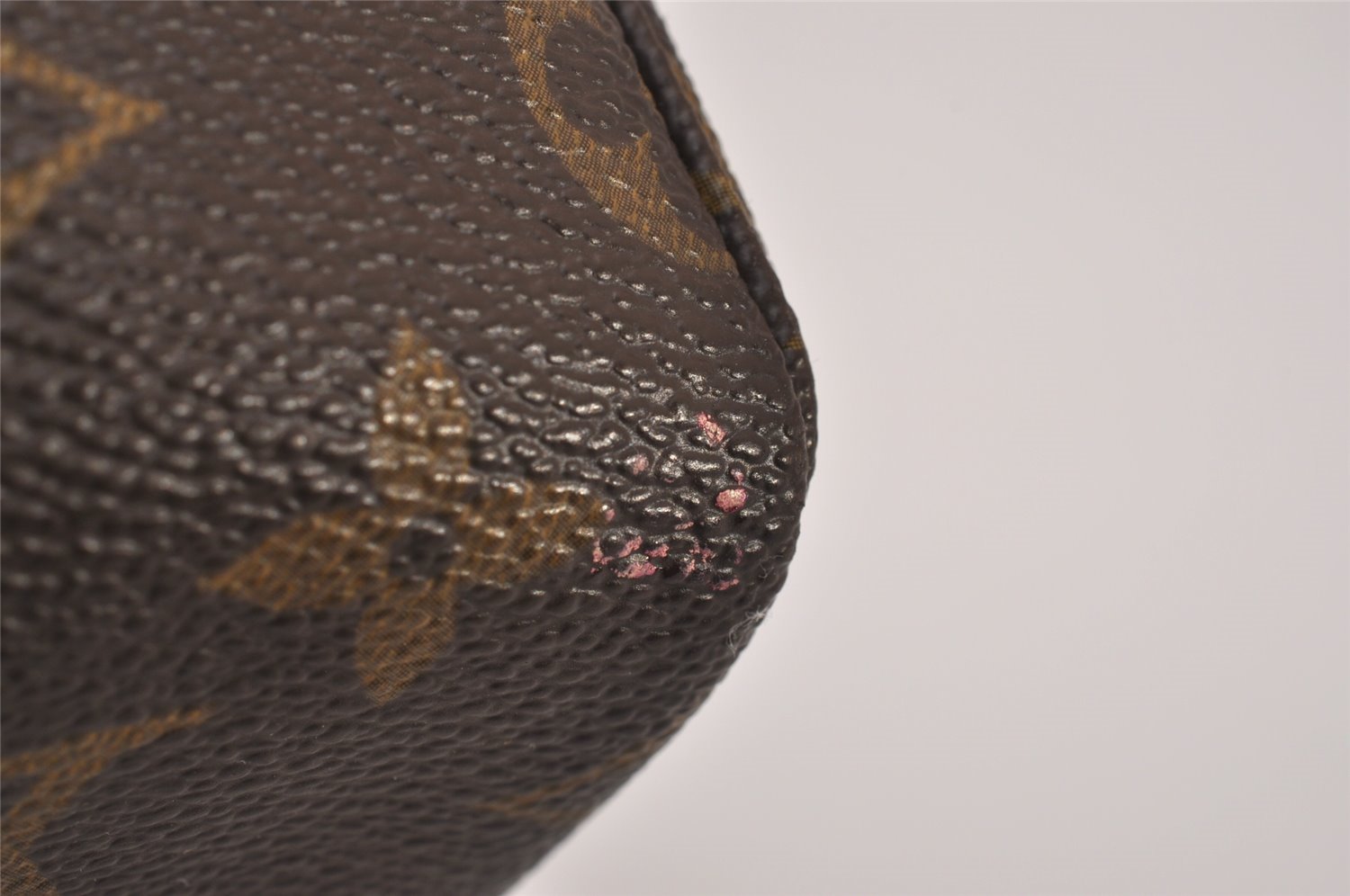 Auth Louis Vuitton Monogram Trousse Toilette 28 Clutch Hand Bag M47522 LV 9852I