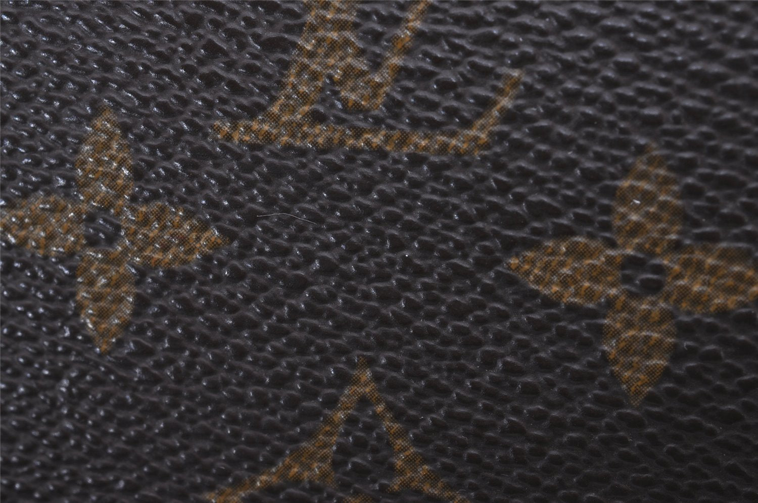 Auth Louis Vuitton Monogram Trousse Toilette 28 Clutch Hand Bag M47522 LV 9852I