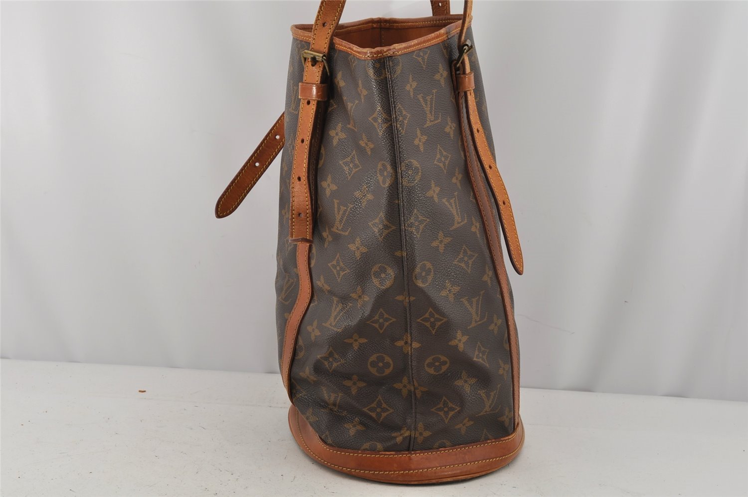 Authentic Louis Vuitton Monogram Bucket GM Shoulder Bag Old Model LV Junk 9854J