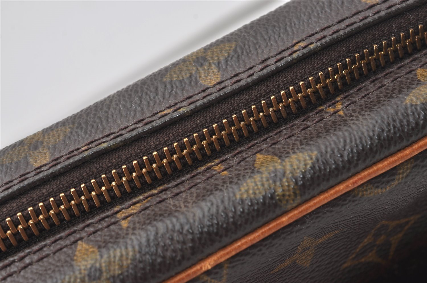 Authentic Louis Vuitton Monogram Trocadero 23 Shoulder Bag M51276 Junk 9857I