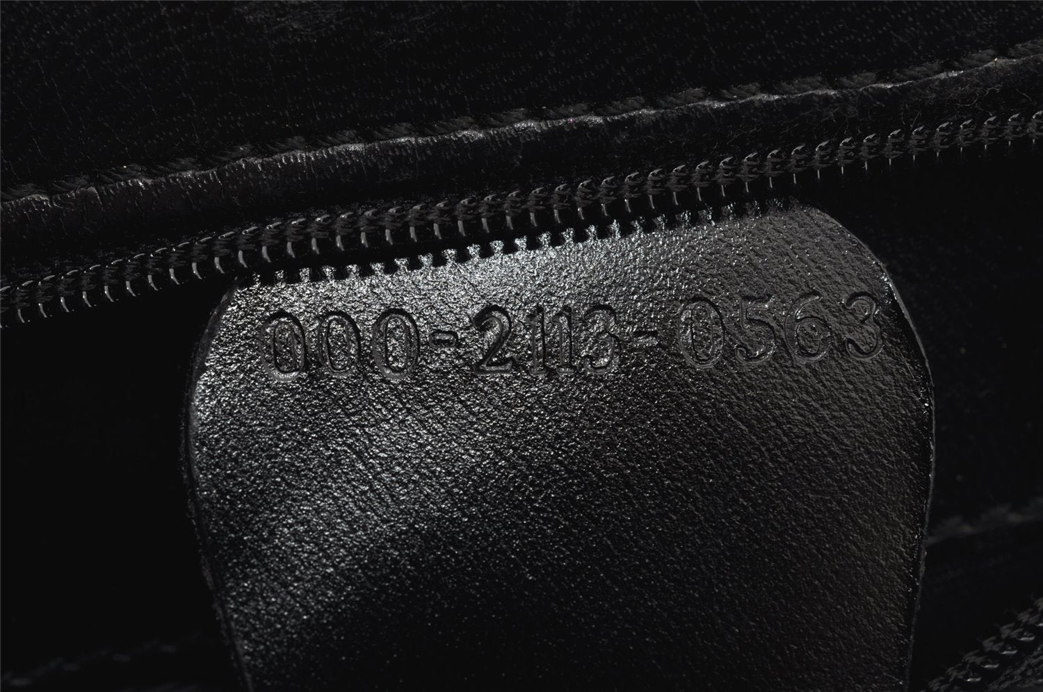 Authentic GUCCI Vintage Shoulder Bag Leather Black 9861I