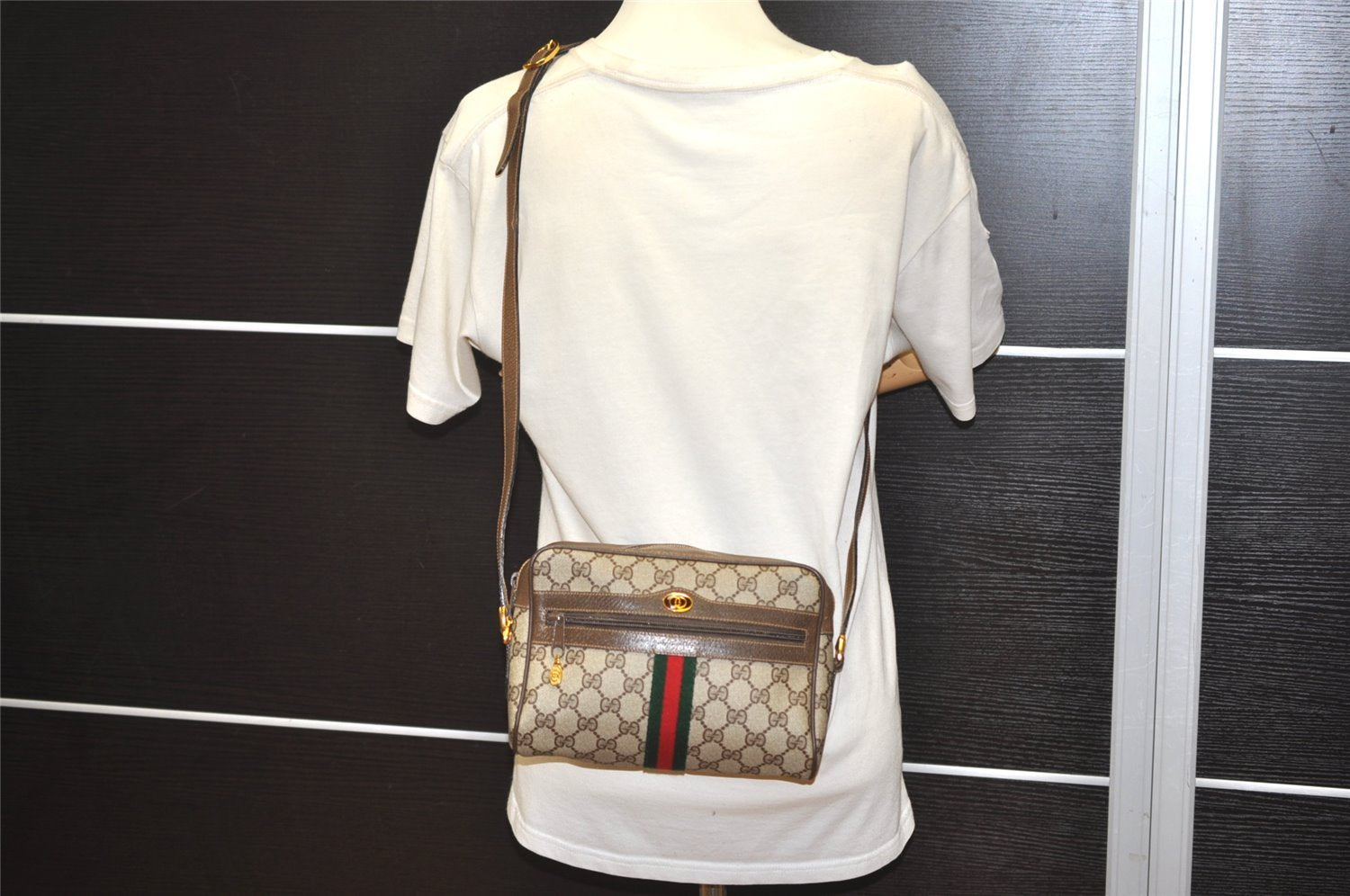 Authentic GUCCI Web Sherry Line Shoulder Bag GG PVC Leather Brown Junk 9862I