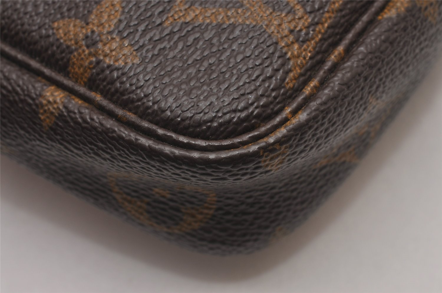 Authentic Louis Vuitton Monogram Pochette Accessoires Pouch M51980 LV Junk 9869I