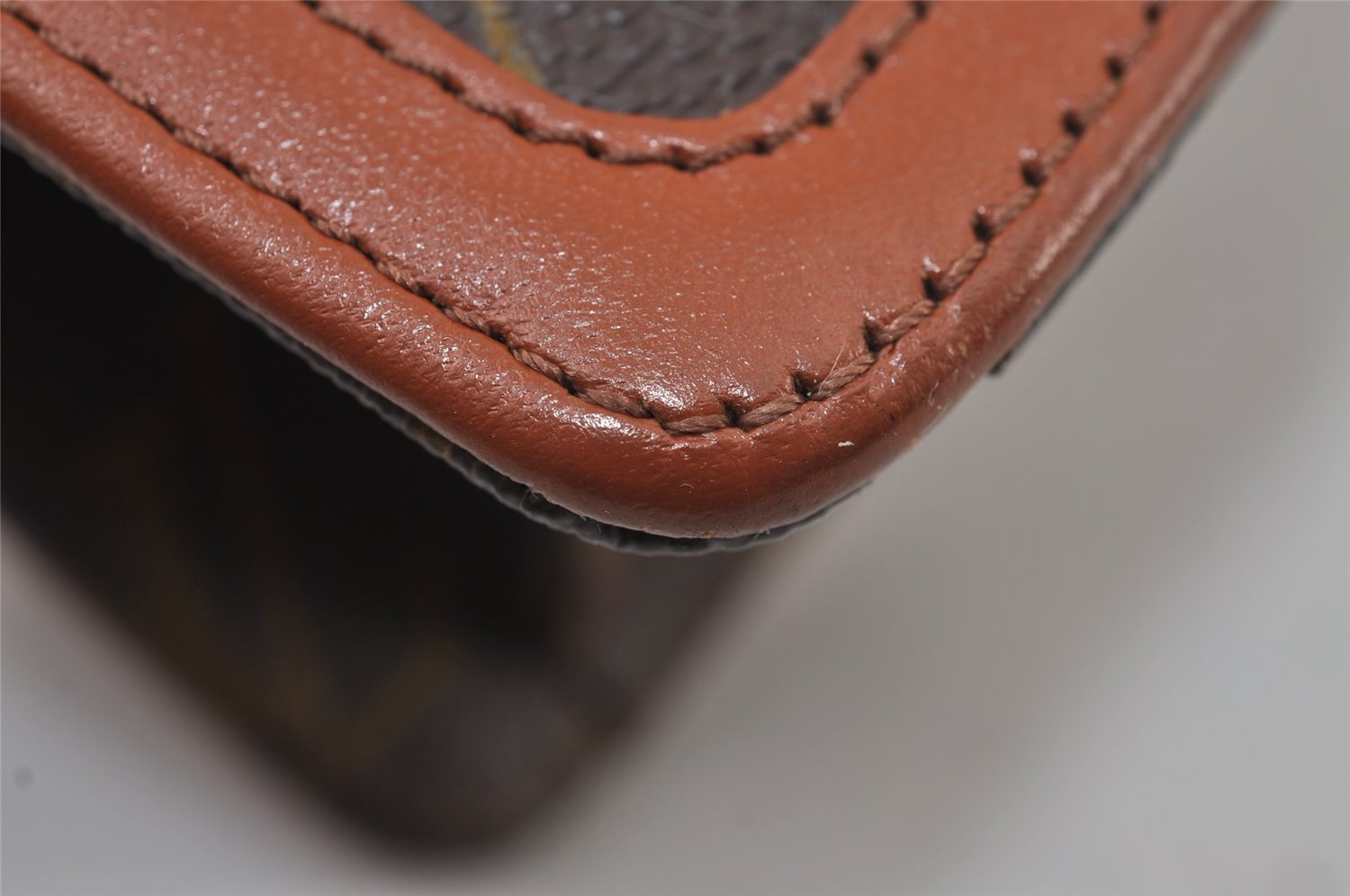 Auth Louis Vuitton Monogram Pochette Dame PM Clutch Hand Bag Old Model LV 9870I