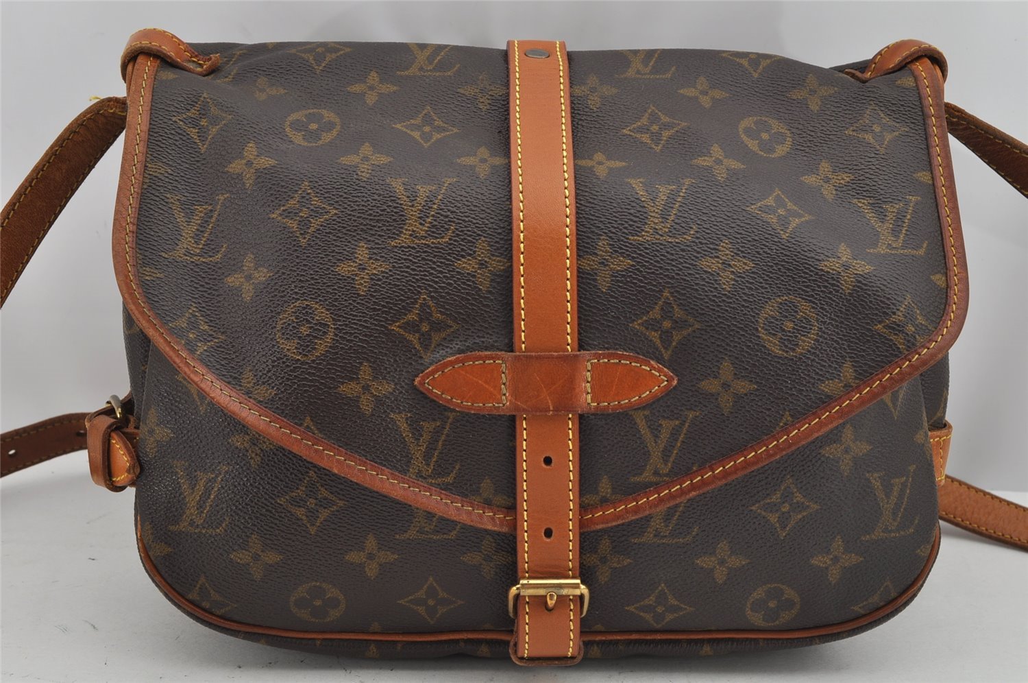 Authentic Louis Vuitton Monogram Saumur 30 Shoulder Cross Bag M42256 LV 9873J