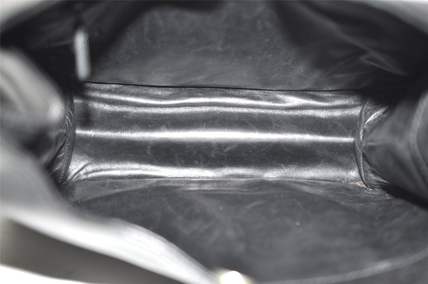 Authentic GUCCI Vintage Shoulder Hand Bag Purse Leather 0013708 Black 9884I