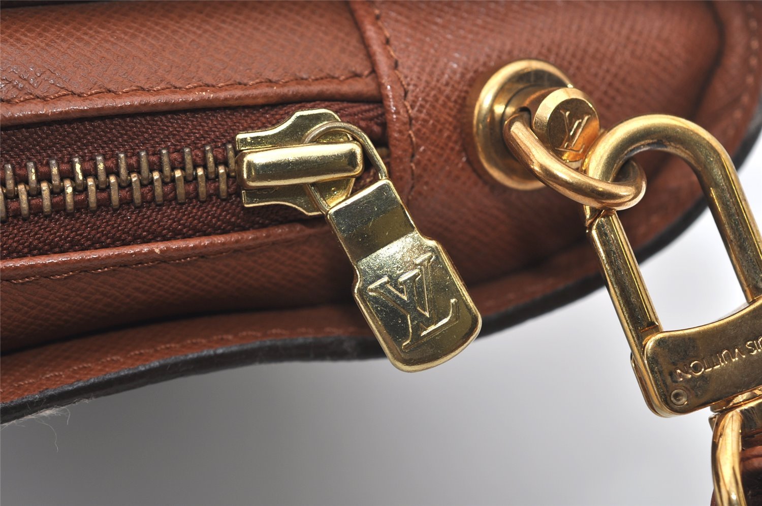 Authentic Louis Vuitton Monogram Orsay Clutch Hand Bag Purse M51790 LV 9888I