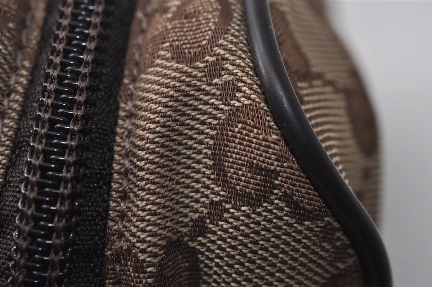 Authentic GUCCI Vintage Pouch Purse GG Canvas Leather 138044 Brown 9891I