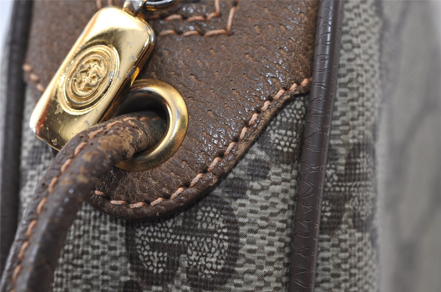 Authentic GUCCI Web Sherry Line Shoulder Cross Bag GG PVC Leather Brown 9893I