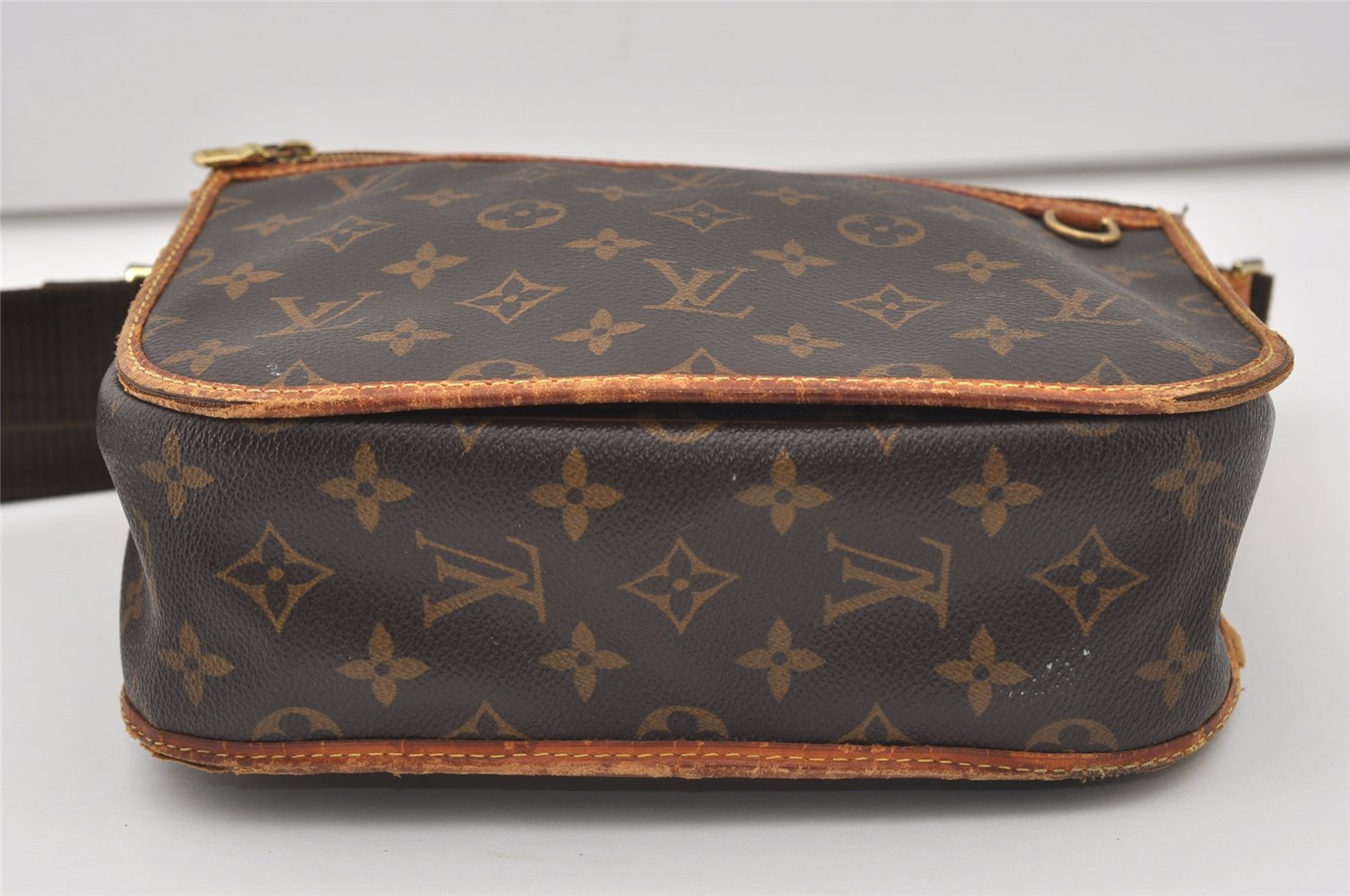 Auth Louis Vuitton Monogram Messenger Bosphore PM Shoulder Bag M40106 LV 9894I