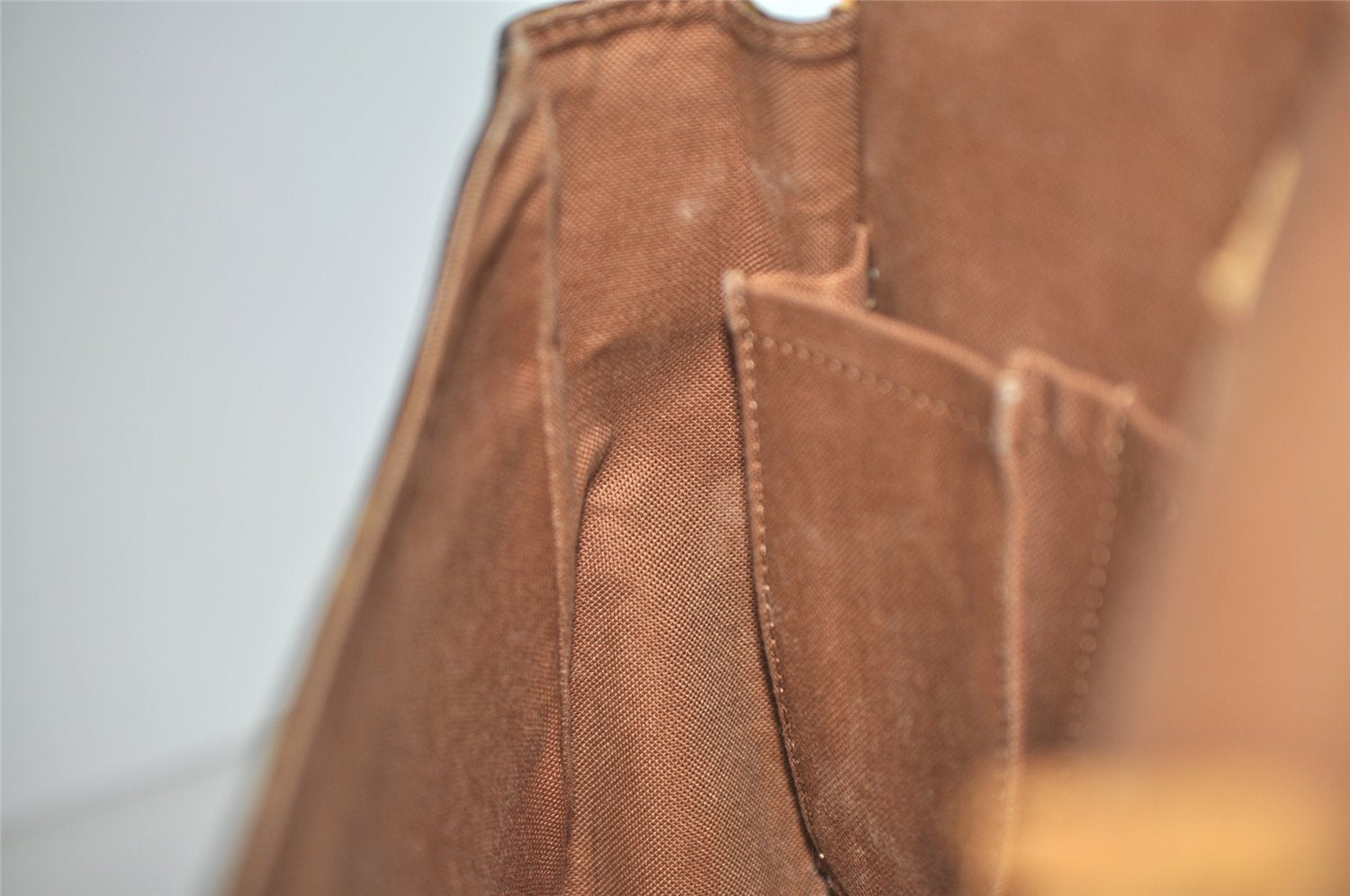 Auth Louis Vuitton Monogram Messenger Bosphore PM Shoulder Bag M40106 LV 9894I