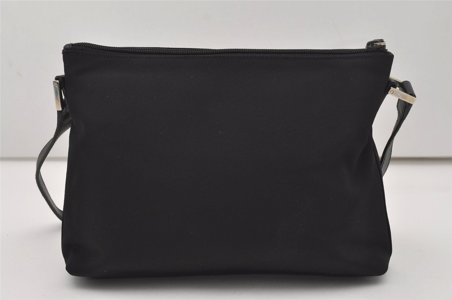 Authentic GUCCI Vintage Shoulder Bag Purse Canvas Leather Black 9895I