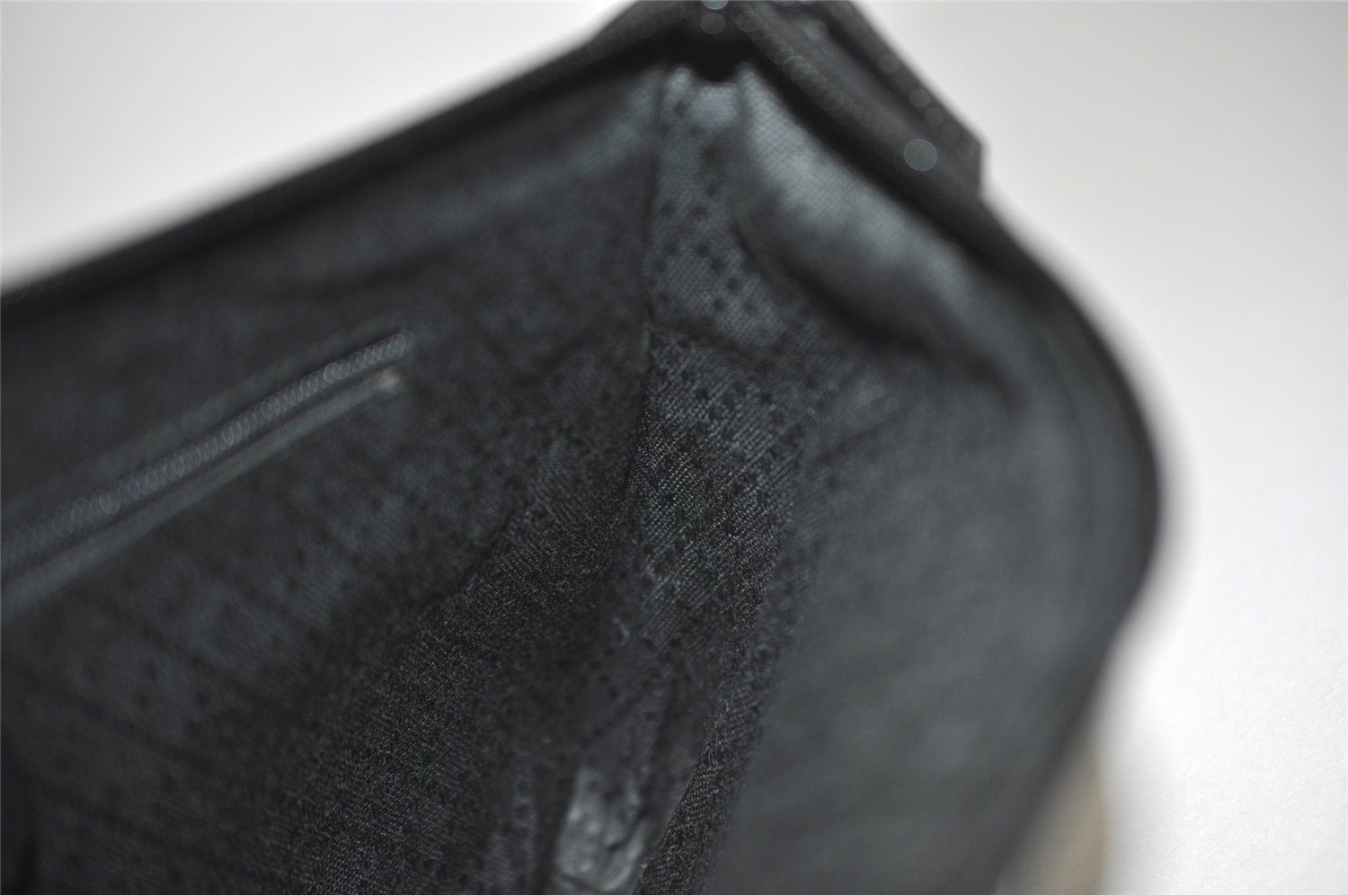 Authentic GUCCI Vintage Shoulder Bag Purse Canvas Leather Black 9895I