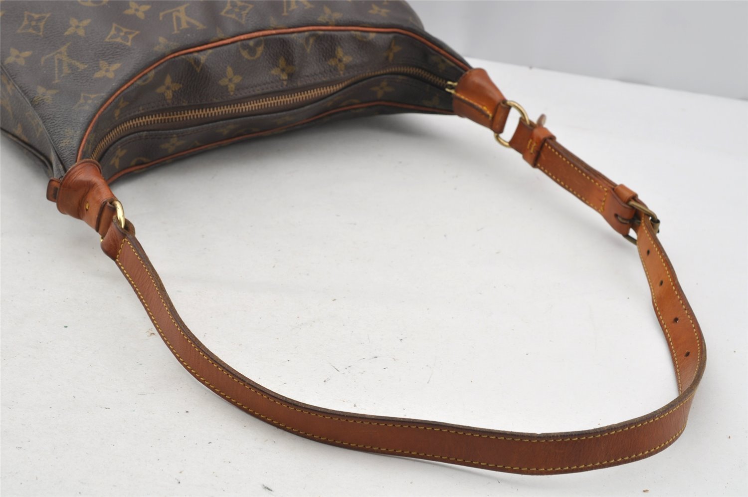 Authentic Louis Vuitton Monogram Boulogne 30 Shoulder Bag M52165 Junk 9899I