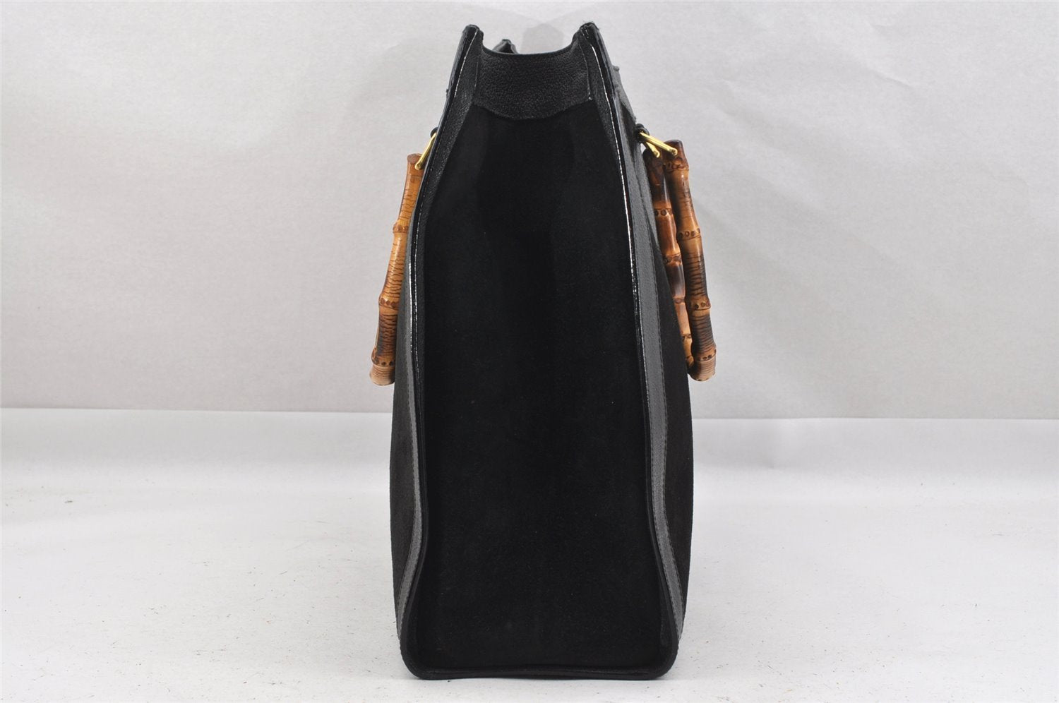 Authentic GUCCI Vintage Bamboo Shoulder Hand Bag Suede Leather Black Junk 9901I