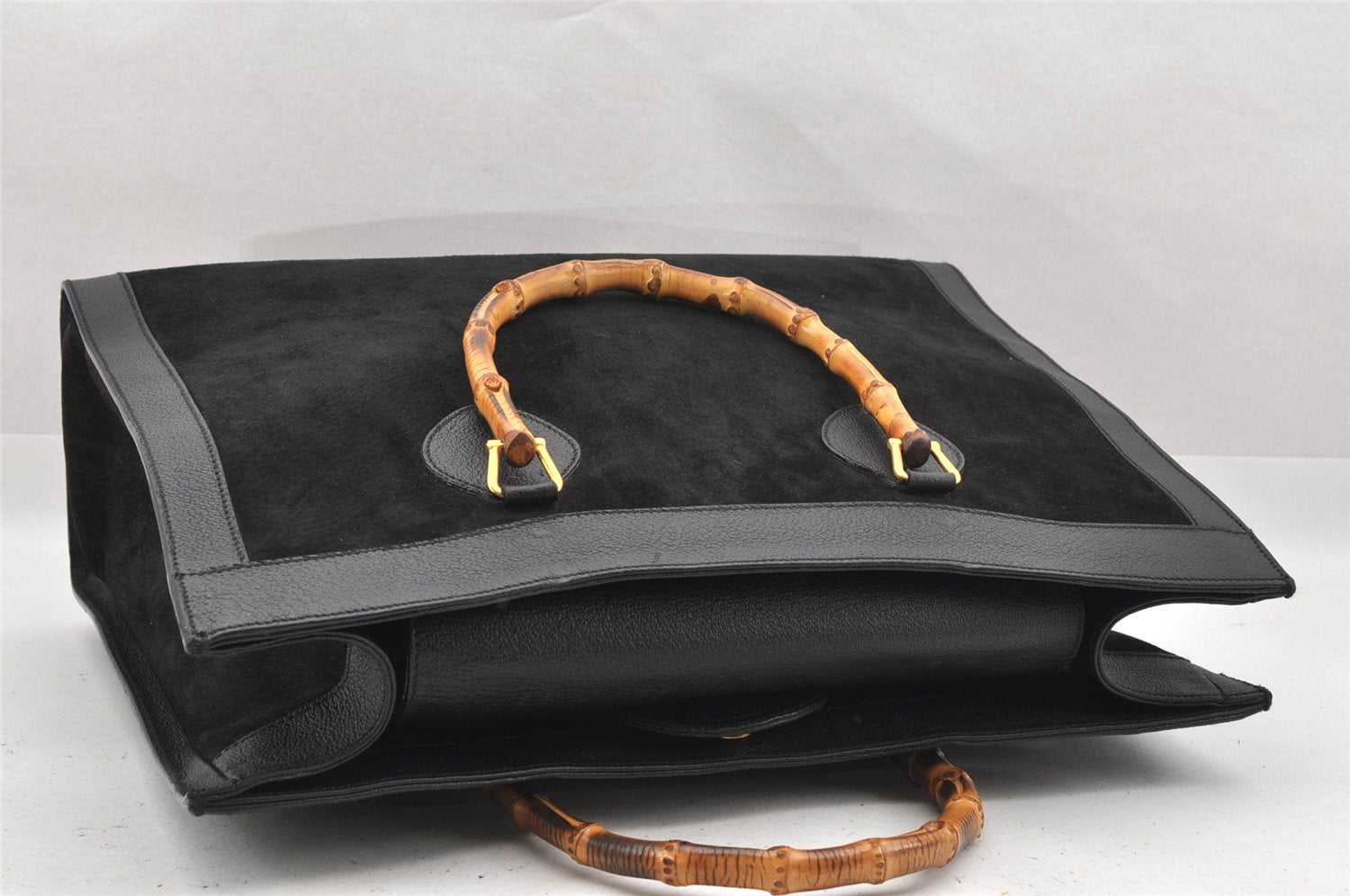 Authentic GUCCI Vintage Bamboo Shoulder Hand Bag Suede Leather Black Junk 9901I