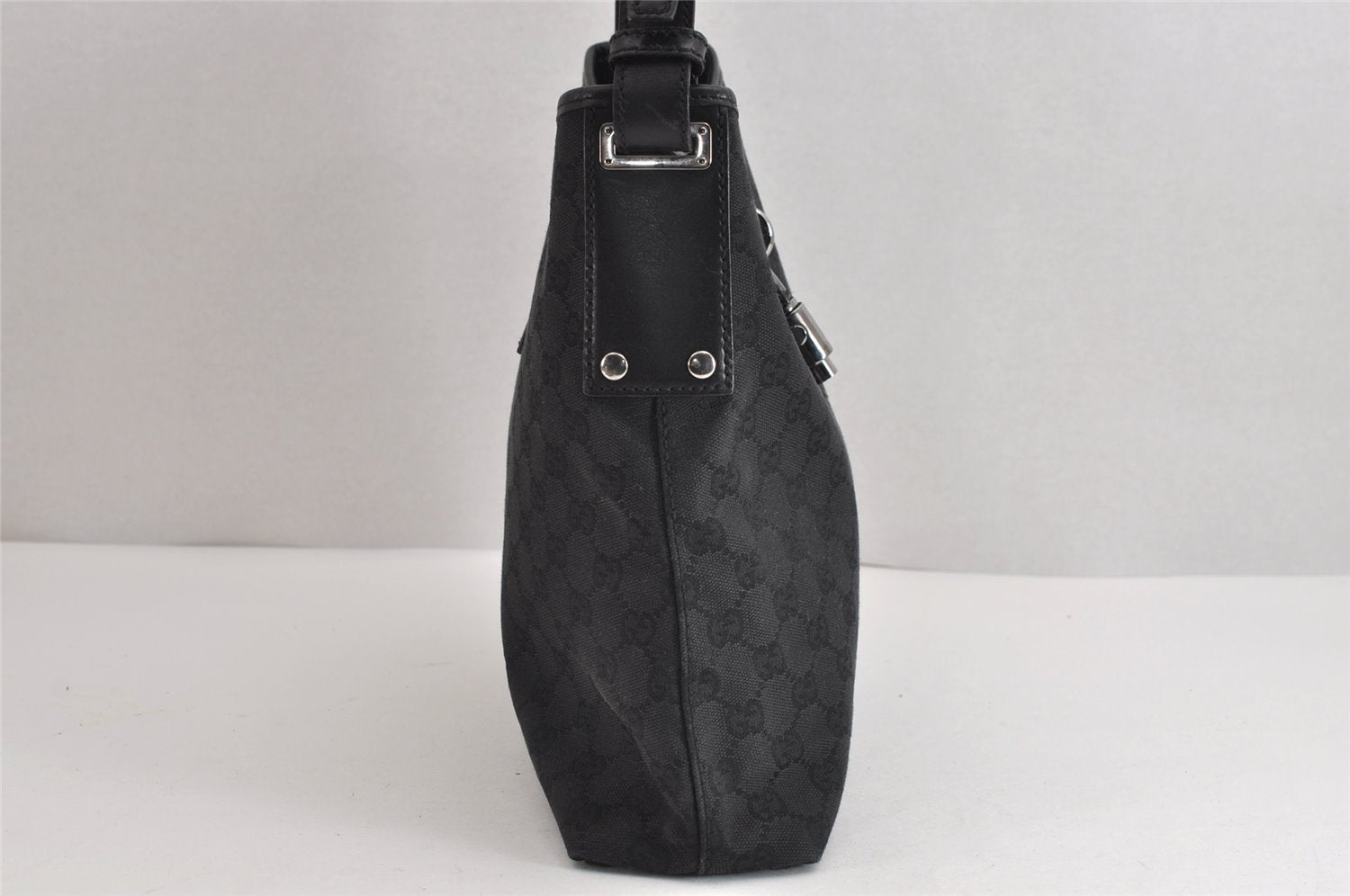 Authentic GUCCI Jackie Shoulder Bag Purse GG Canvas Leather 110291 Black 9902I