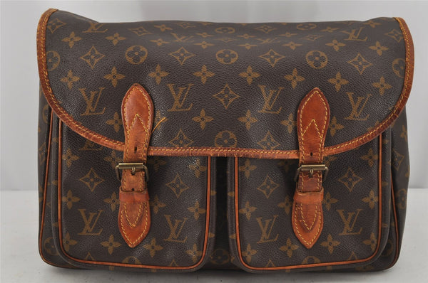 Authentic Louis Vuitton Monogram Sac Bazas Shoulder Cross Bag M99013 LV 9904J