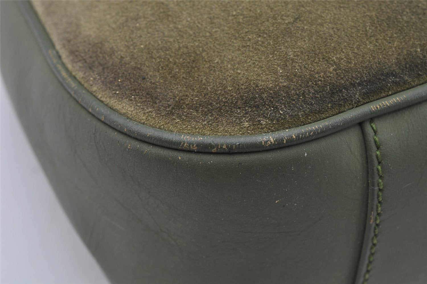 Authentic GUCCI Bamboo 2Way Shoulder Hand Bag Suede Leather Khaki Junk 9905I