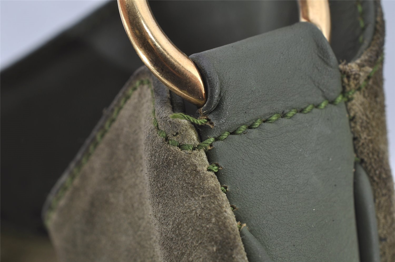 Authentic GUCCI Bamboo 2Way Shoulder Hand Bag Suede Leather Khaki Junk 9905I