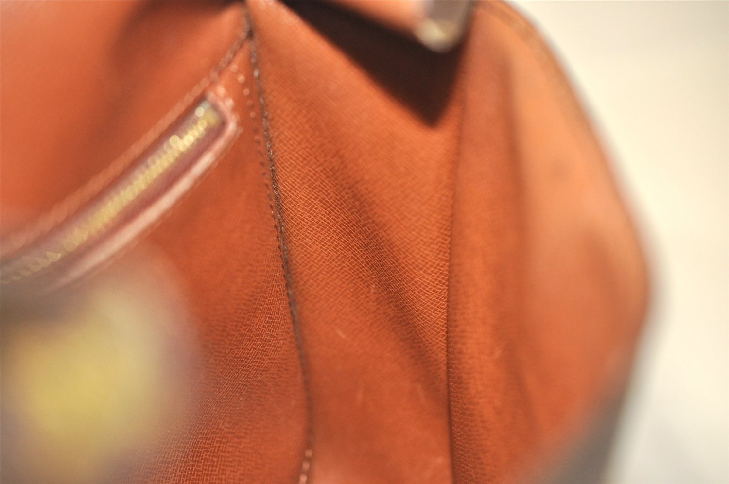 Authentic Louis Vuitton Monogram Saint Cloud GM M51242 Shoulder Cross Bag 9909I