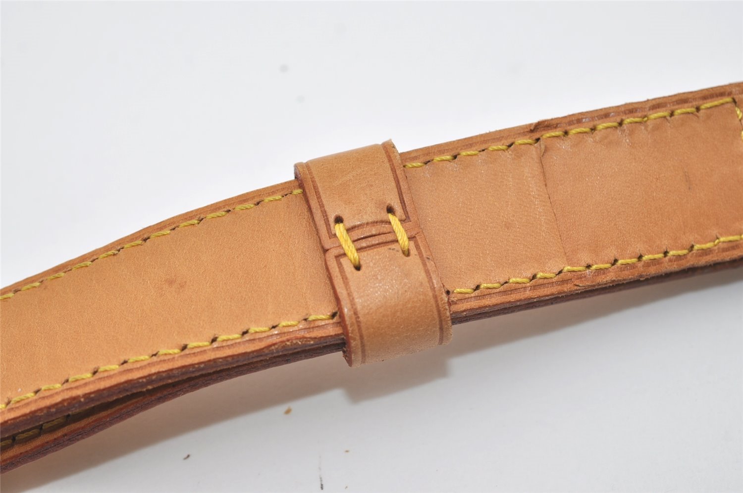 Authentic Louis Vuitton Leather Shoulder Strap Beige 39.4-46.5