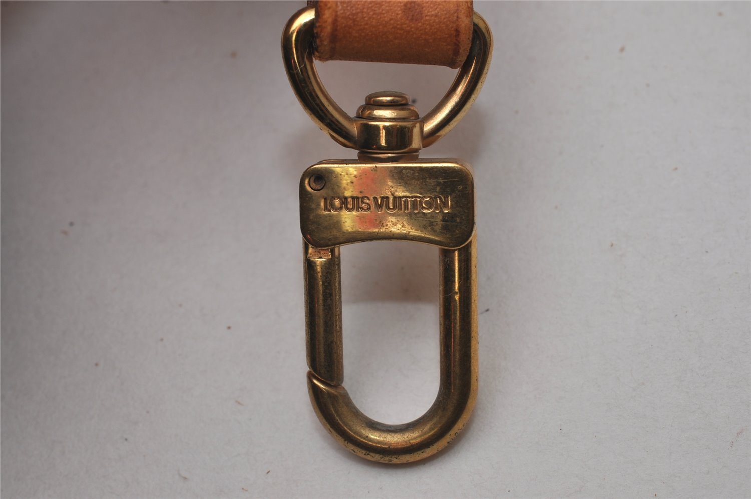 Authentic Louis Vuitton Leather Shoulder Strap Beige 48.8