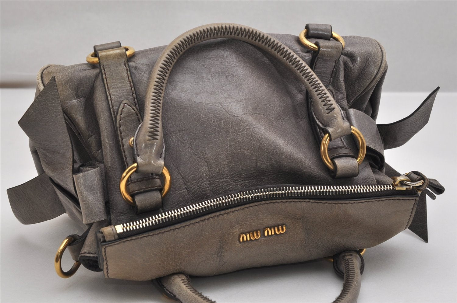 Authentic MIU MIU Vintage Ribbon Leather 2Way Shoulder Hand Bag Purse Gray 9911J