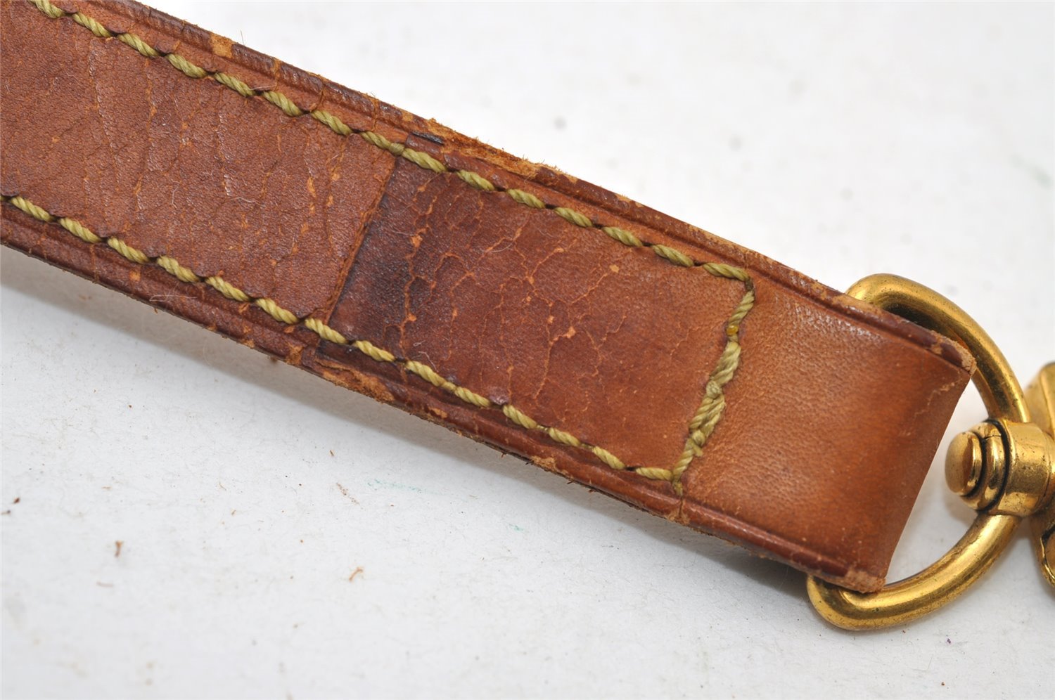 Authentic Louis Vuitton Leather Shoulder Strap Beige 34.6-42.1