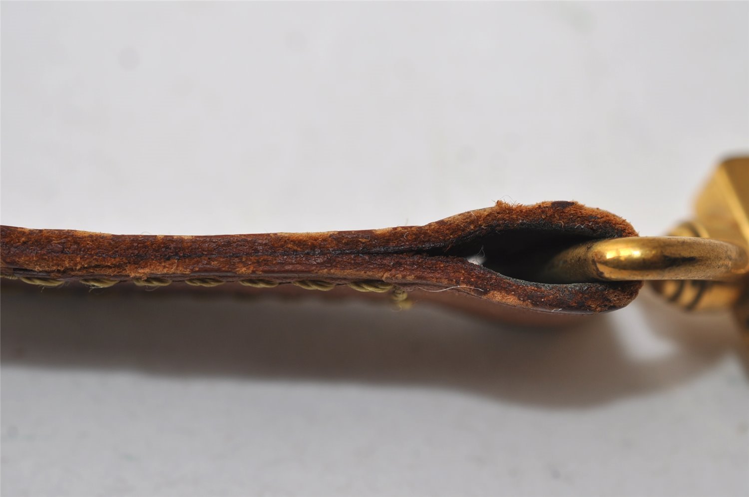 Authentic Louis Vuitton Leather Shoulder Strap Beige 34.6-42.1