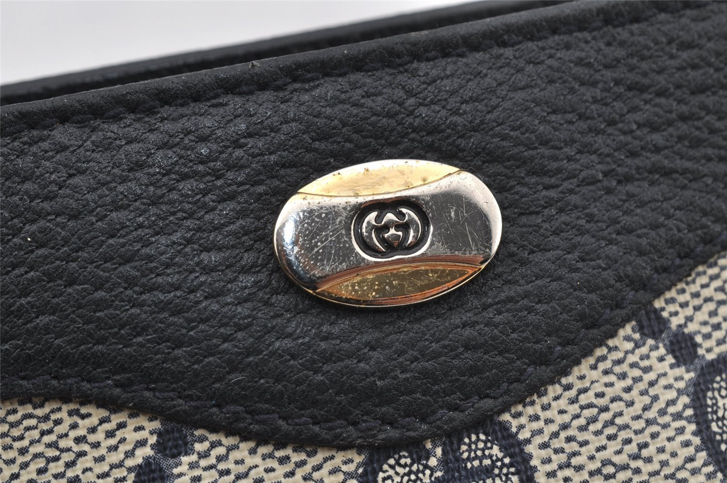 Authentic GUCCI Vintage Pouch Purse GG PVC Leather Navy Blue 9922I