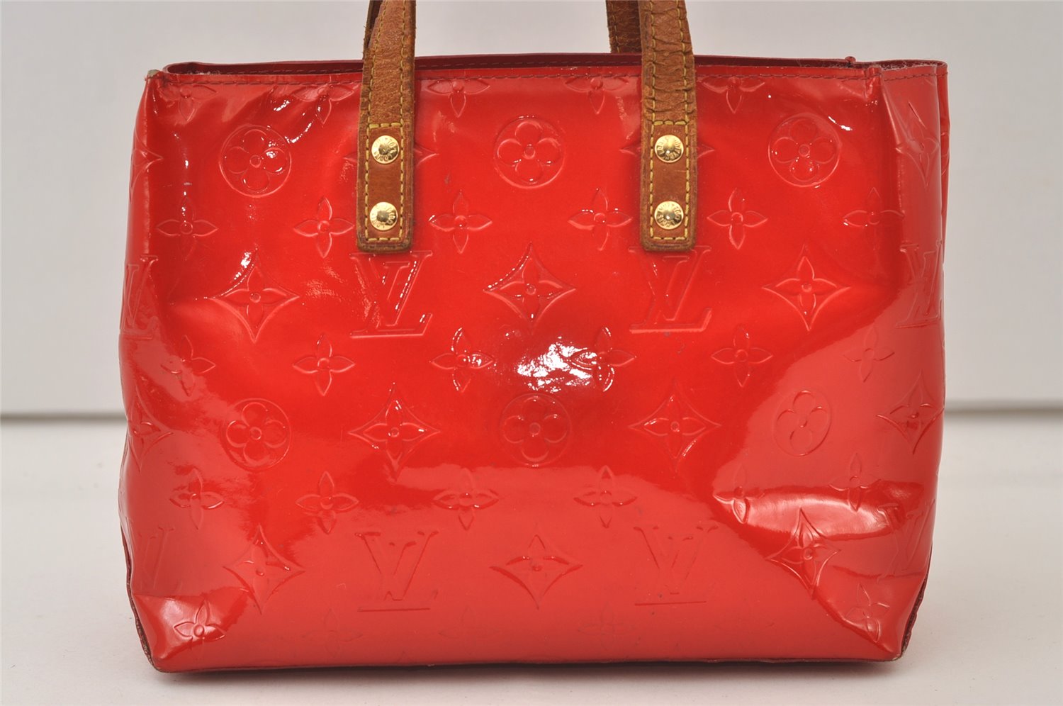 Authentic Louis Vuitton Vernis Reade PM Hand Bag Red M91088 LV 9922J