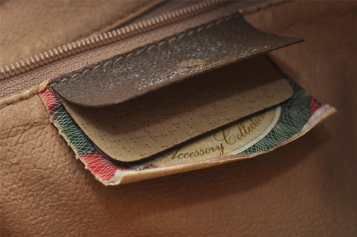 Authentic GUCCI Vintage Clutch Hand Bag Purse GG PVC Leather Brown 9923I