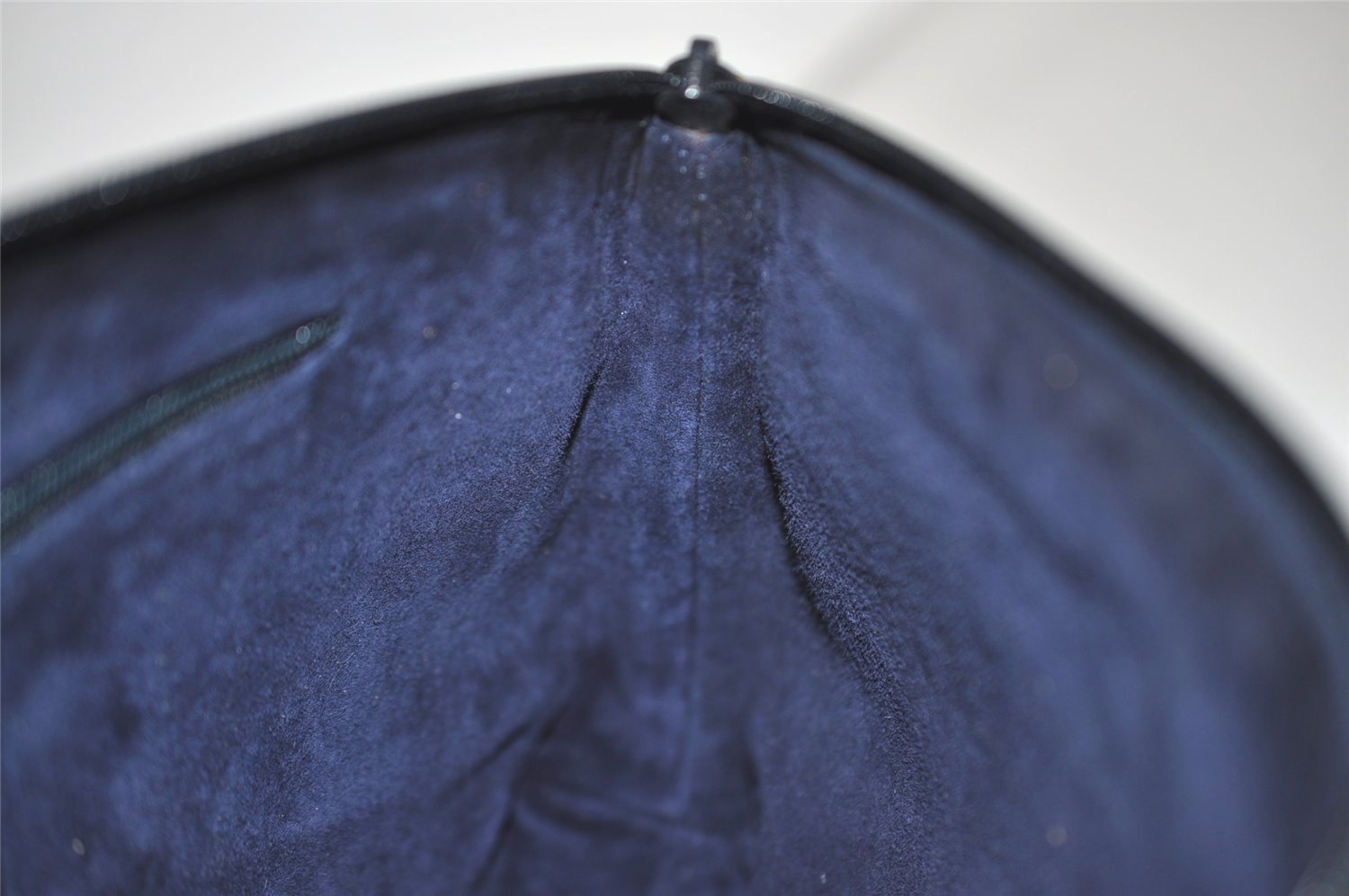 Authentic GUCCI Vintage Clutch Hand Bag Purse Punching Suede Leather Navy 9924I