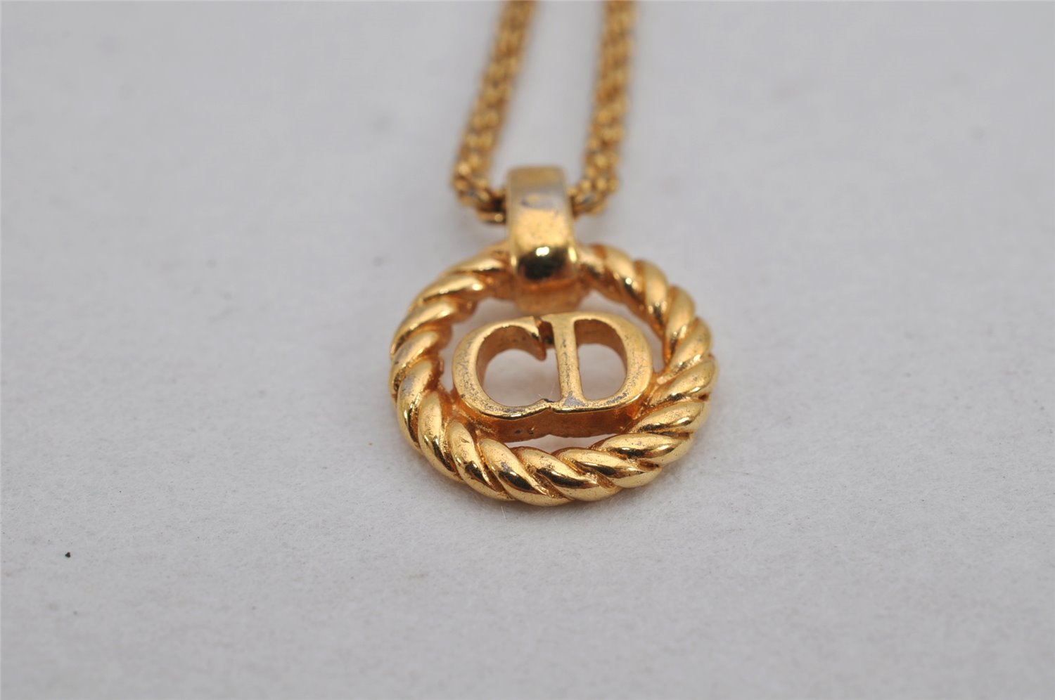 Authentic Christian Dior Gold Tone Chain Pendant Necklace CD 9928J