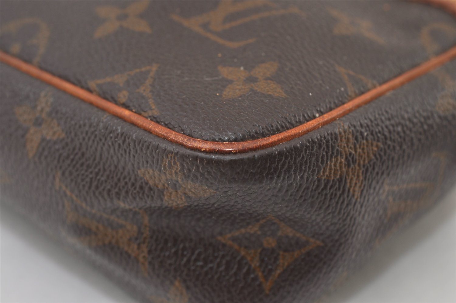 Authentic Louis Vuitton Monogram Compiegne 23 Clutch Hand Bag M51847 LV 9937J