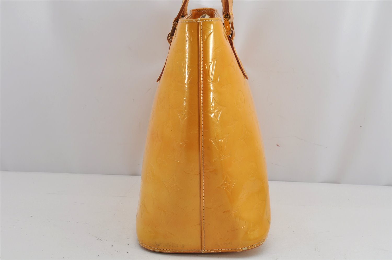 Authentic Louis Vuitton Vernis Houston Shoulder Hand Bag Yellow M91055 LV 9939J