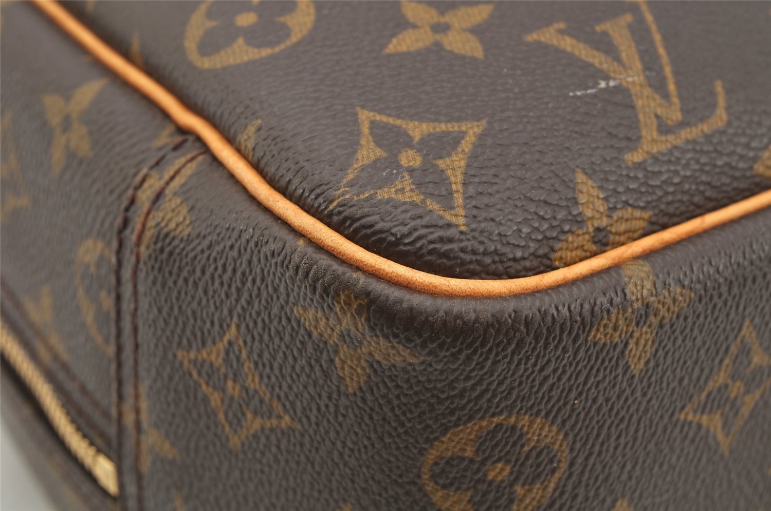 Authentic Louis Vuitton Monogram Deauville Hand Bag M47270 LV 9946I