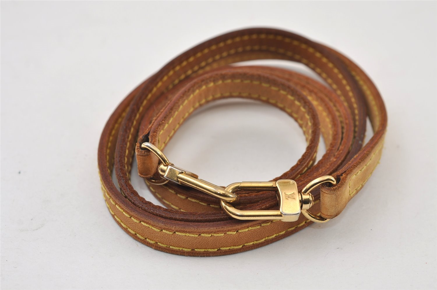 Authentic Louis Vuitton Monogram Sophie Hand Pouch Chain M40158 LV 9948I